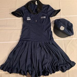 Girls police officer costume size 12-14